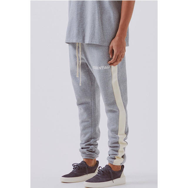FOG ESSENTIALS グレー パンツfog essentials スウェットパンツ グレー