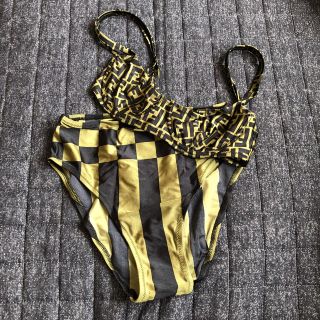 FENDIのフリマアイテム一覧