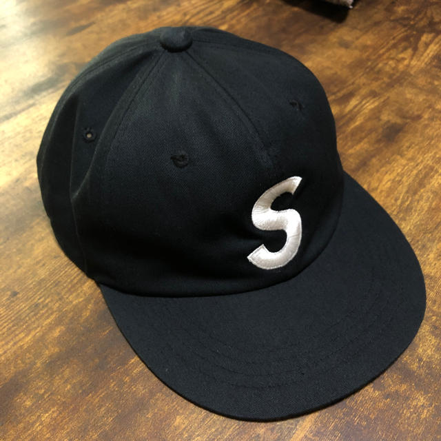 SUPREME Sロゴキャップ 黒 キャップ ロゴ