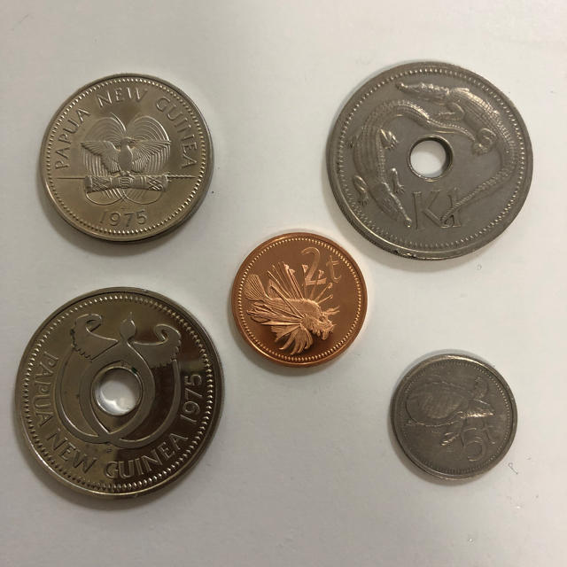 パプアニューギニア 硬貨 1975年の通販 by さくらこ1234's shop｜ラクマ