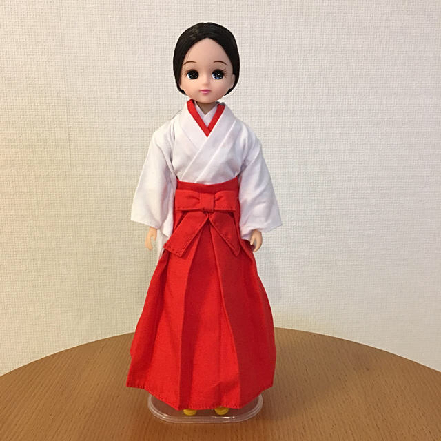 Takara Tomy - リカちゃん人形 巫女さん 非売品の通販 by ゆきこここ's