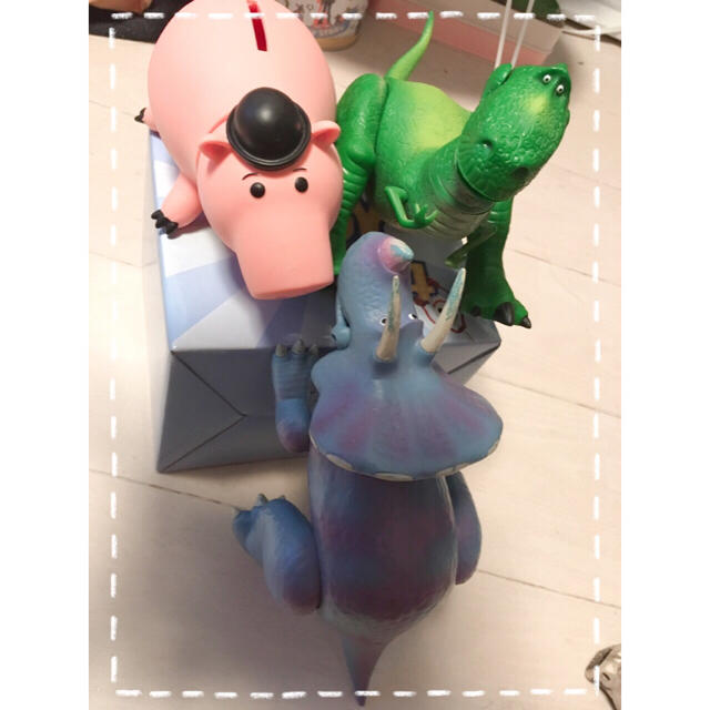 トイ・ストーリー - トイ・ストーリー/トリクシー フィギュアの通販 by