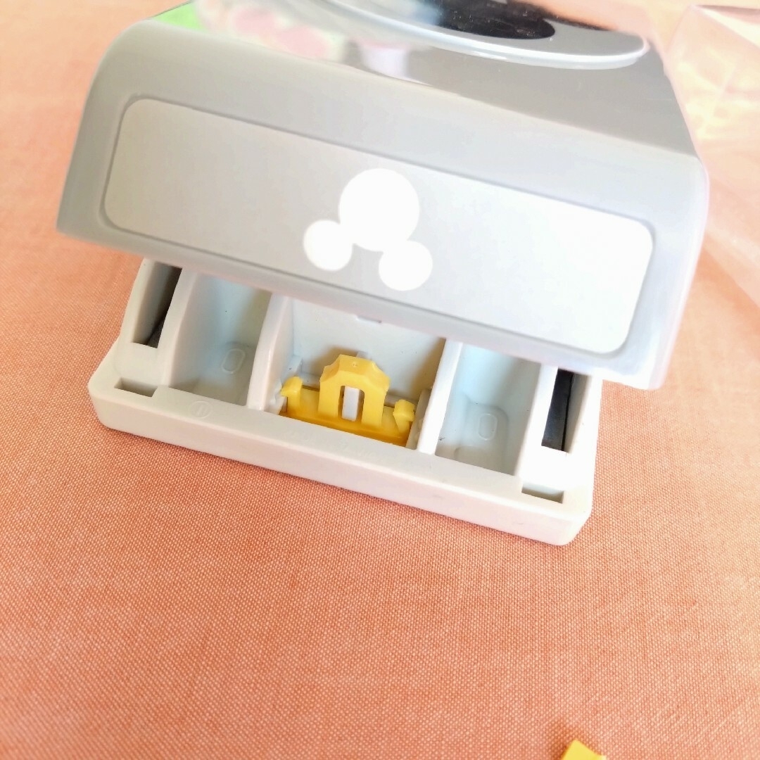 新品未使用】Mickey Mouse 90周年 限定 クラフトパンチ 3セット