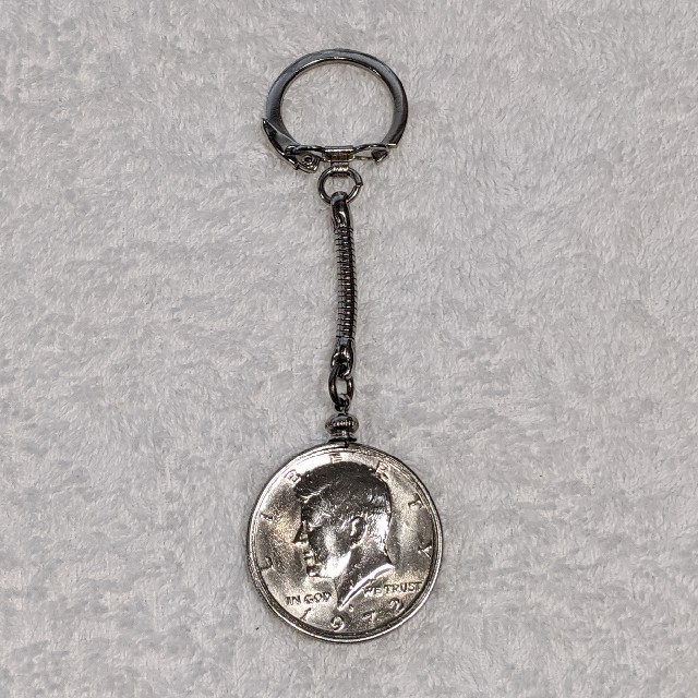 ケネディ ハーフダラー キーホルダーの通販 by チャチャチャ's shop