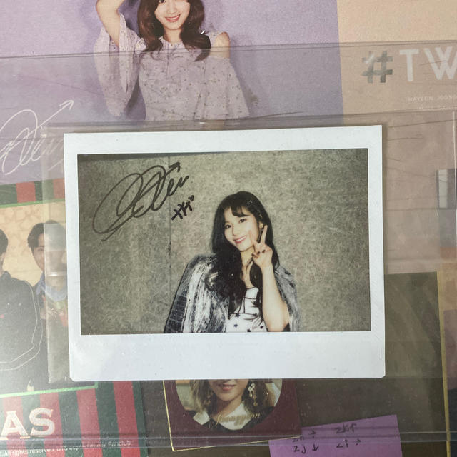 明日 TWICE SANA サインチェキ 直筆 TWICE サナ チェキ 直筆サイン入り