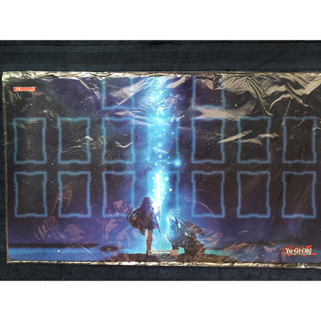 未開封・丸めて発送】遊戯王 星遺物の導く先プレイマット 未開封・丸め