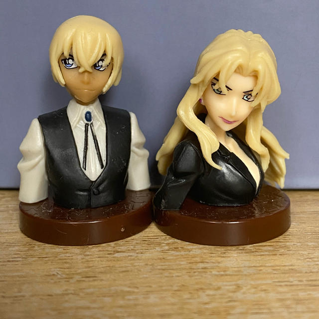 フルタ製菓 - 名探偵コナン バーボン ベルモット フィギュアの通販 by