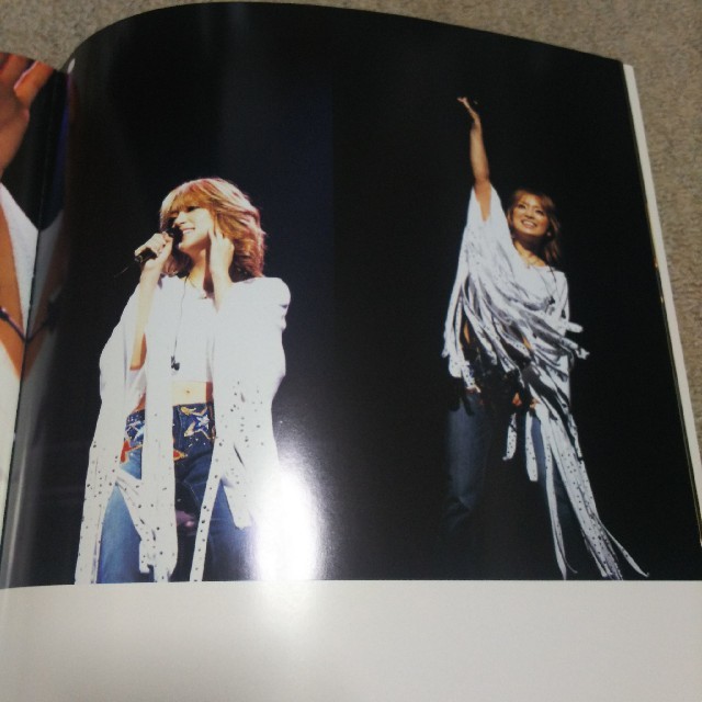 浜崎あゆみ パンフレット 匿名配送の通販 by くぅ's shop｜ラクマ