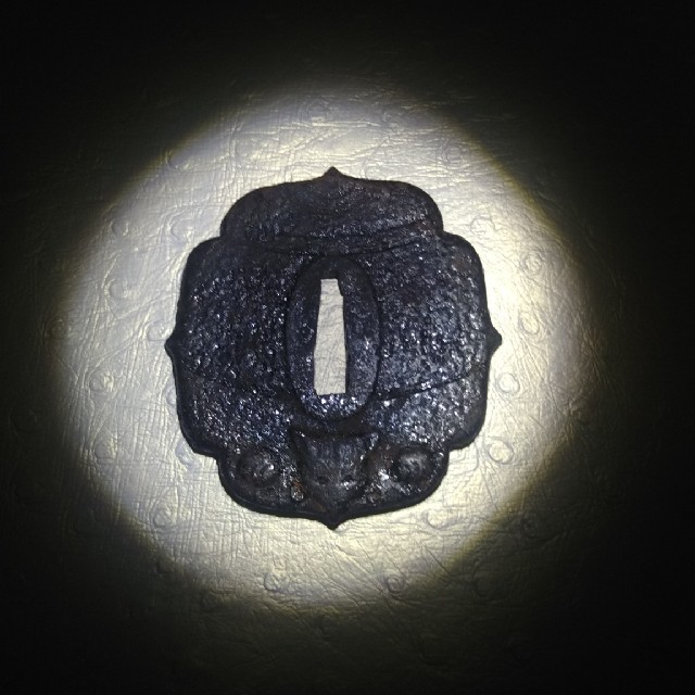 古い鉄鍔 刀鍔 猫の通販 by ツンツンツン｜ラクマ