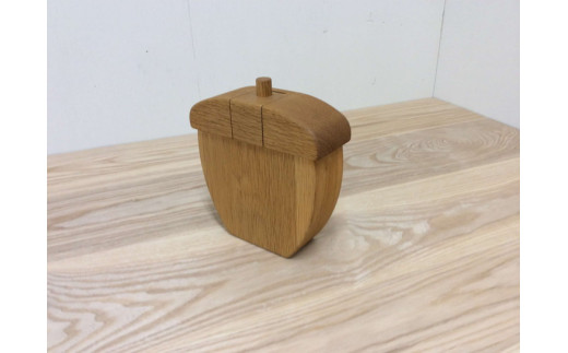 どんぐり貯金箱｜どんぐり 木 貯金 ナチュラル 天然素材 工芸 工芸品