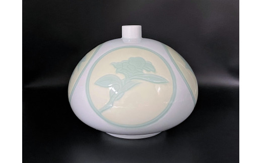 井上萬二】白磁の伝統 日本の名窯 人間国宝 井上萬二の 白磁染麦穂文