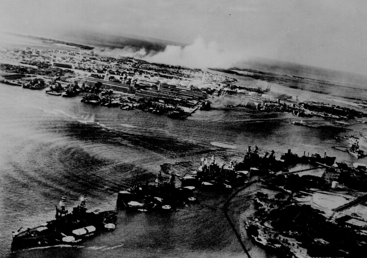 A37) 写真 古写真 戦前 飛行機 真珠湾 パイロット 上官より戦死者父上