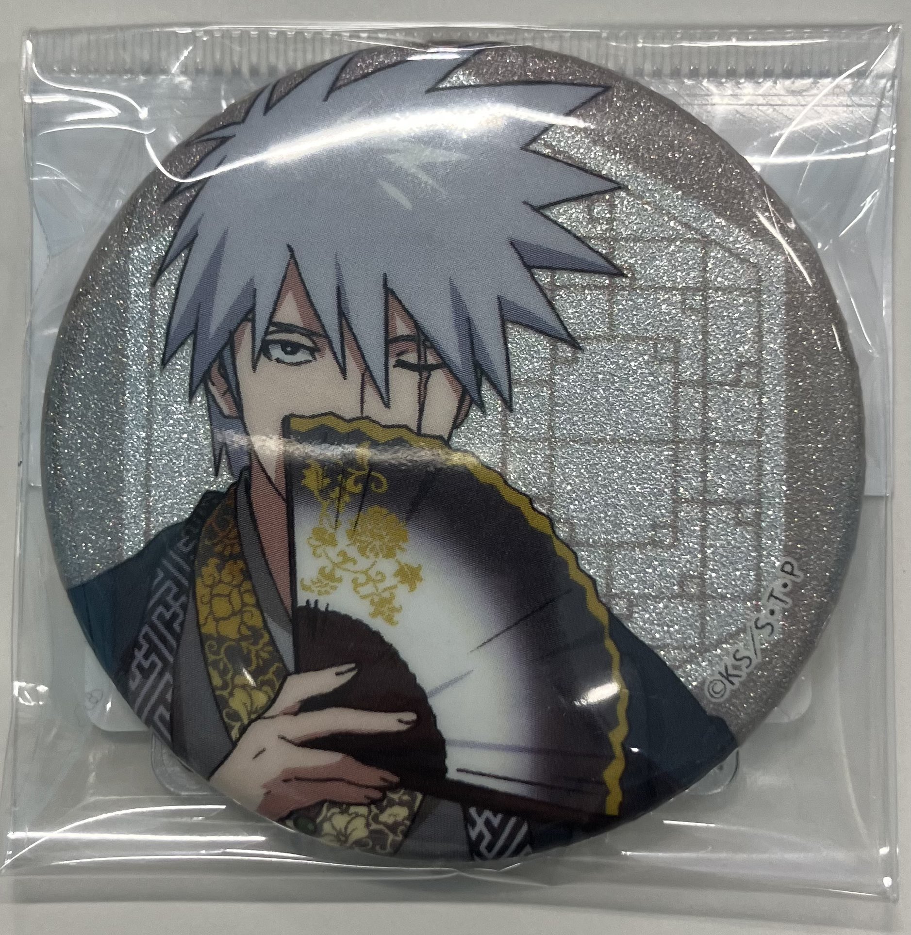 ナルト はたけカカシ プライズ 缶バッジ 未開封】ナルト プライズ 缶