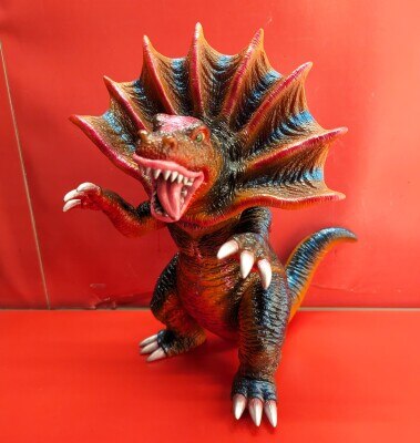 エリ巻恐竜ジラース 楳図かずお版 彩色指定Ver ウルトラマン ソフビ