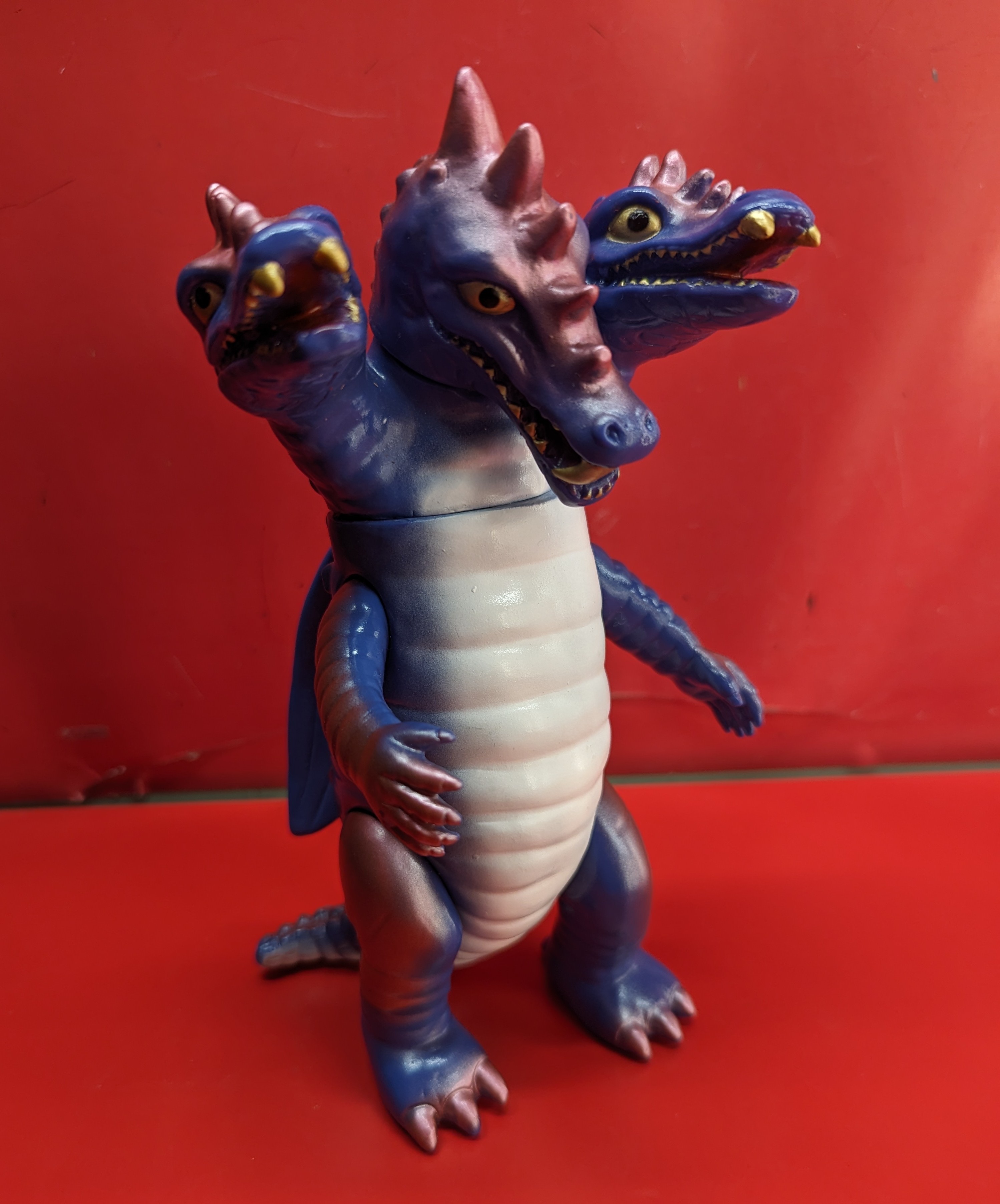 未開封誌上限定版三つ首竜スペクトルマンソフビフィギュア宇宙猿人ゴリ