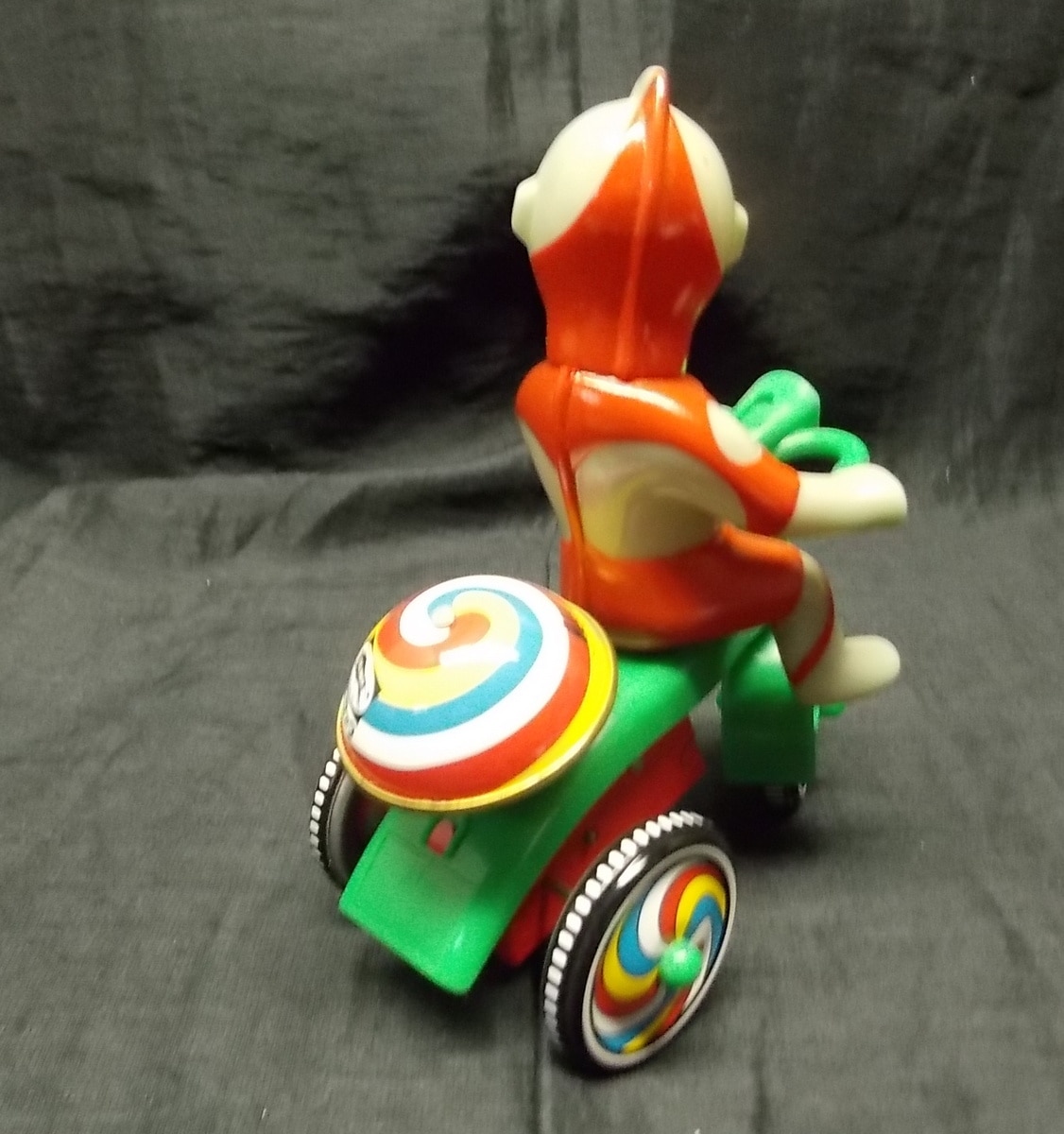 2A8663/ブルマァク M1号 ウルトラマン ゼンマイ三輪車