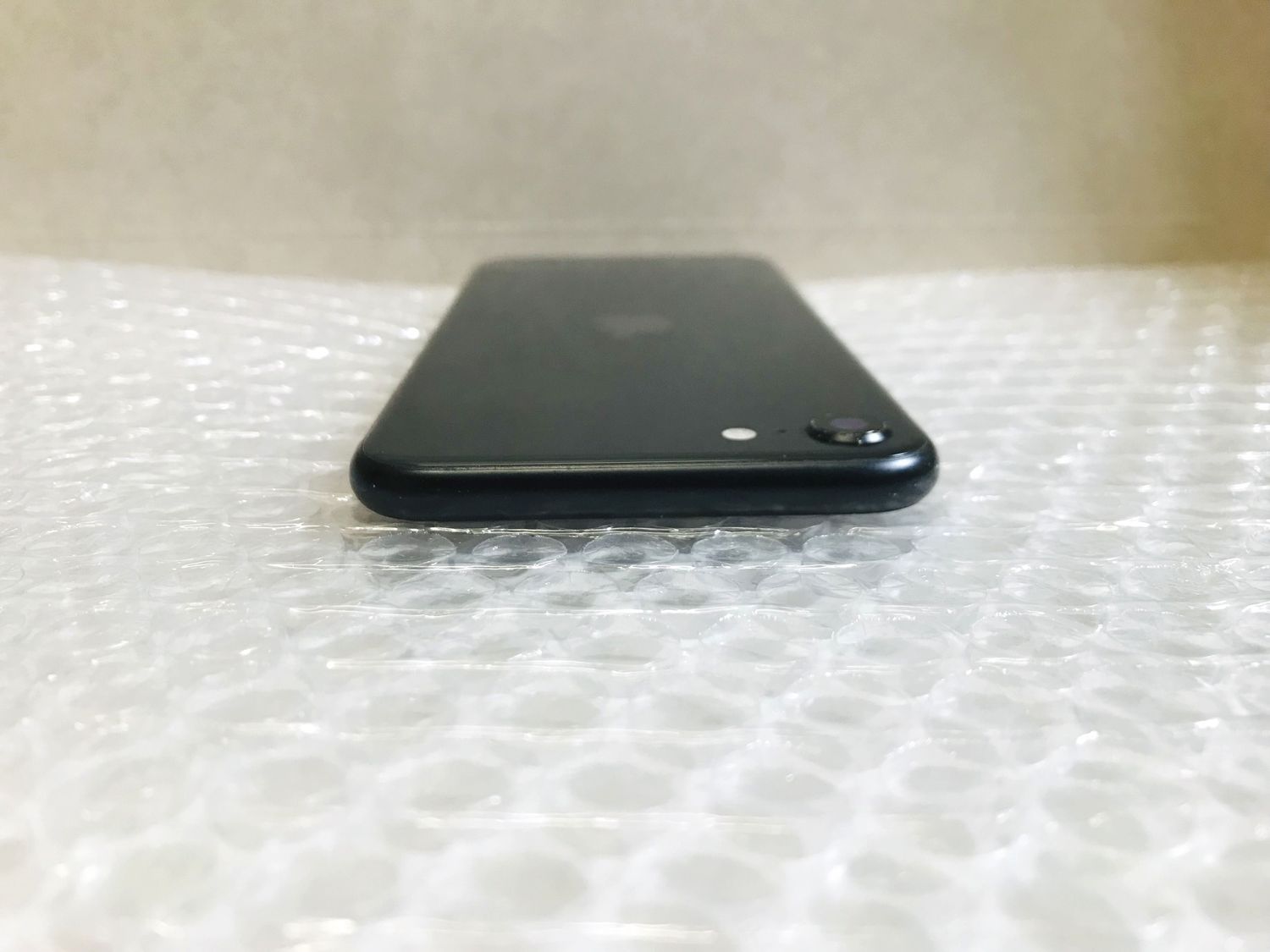 ムスビー｜iPhoneSE 第2世代 64GB Black SIMフリー ジャンク品【iPhone