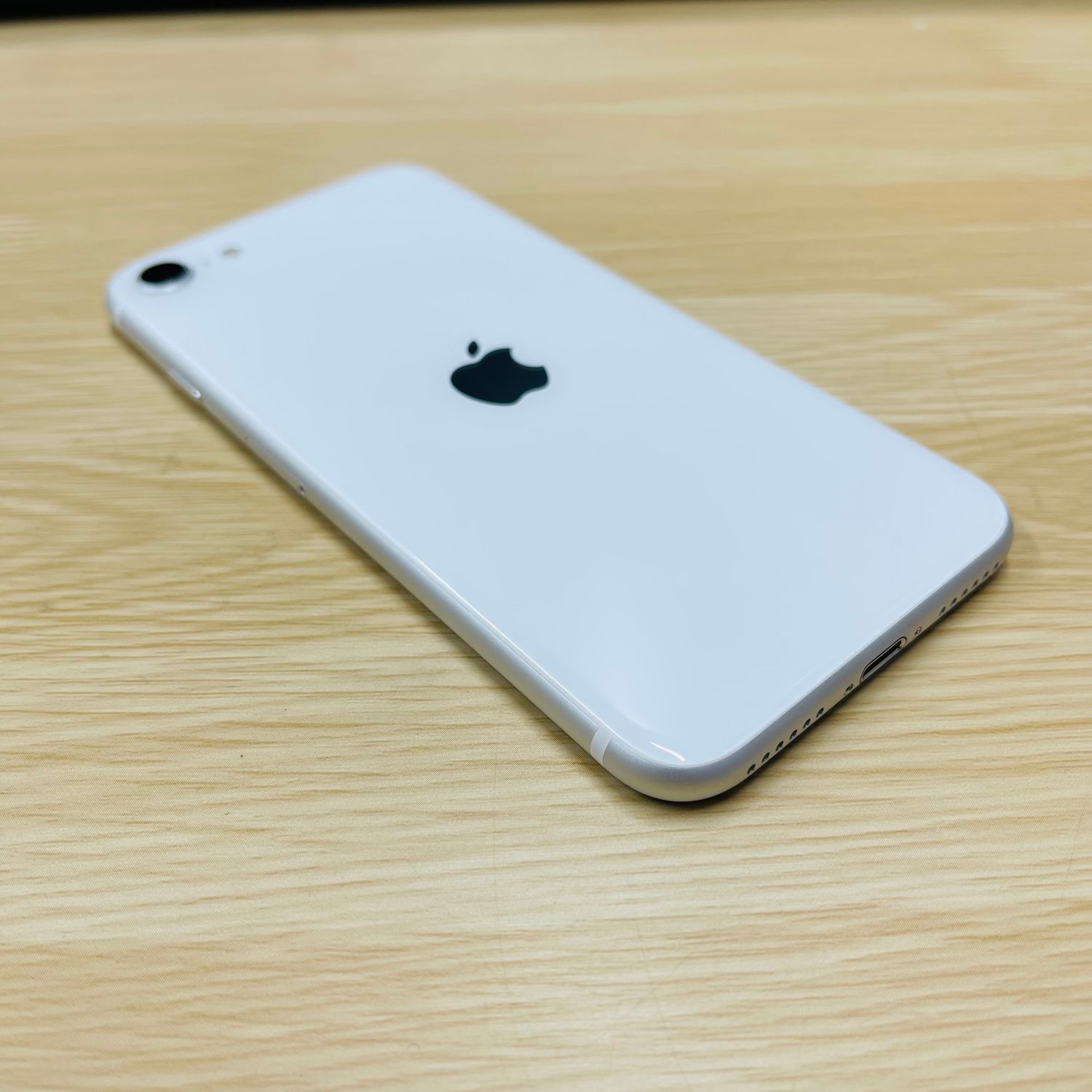 softbank iPhone SE(第2世代) ディスカウント 128GB ホワイト SoftBank