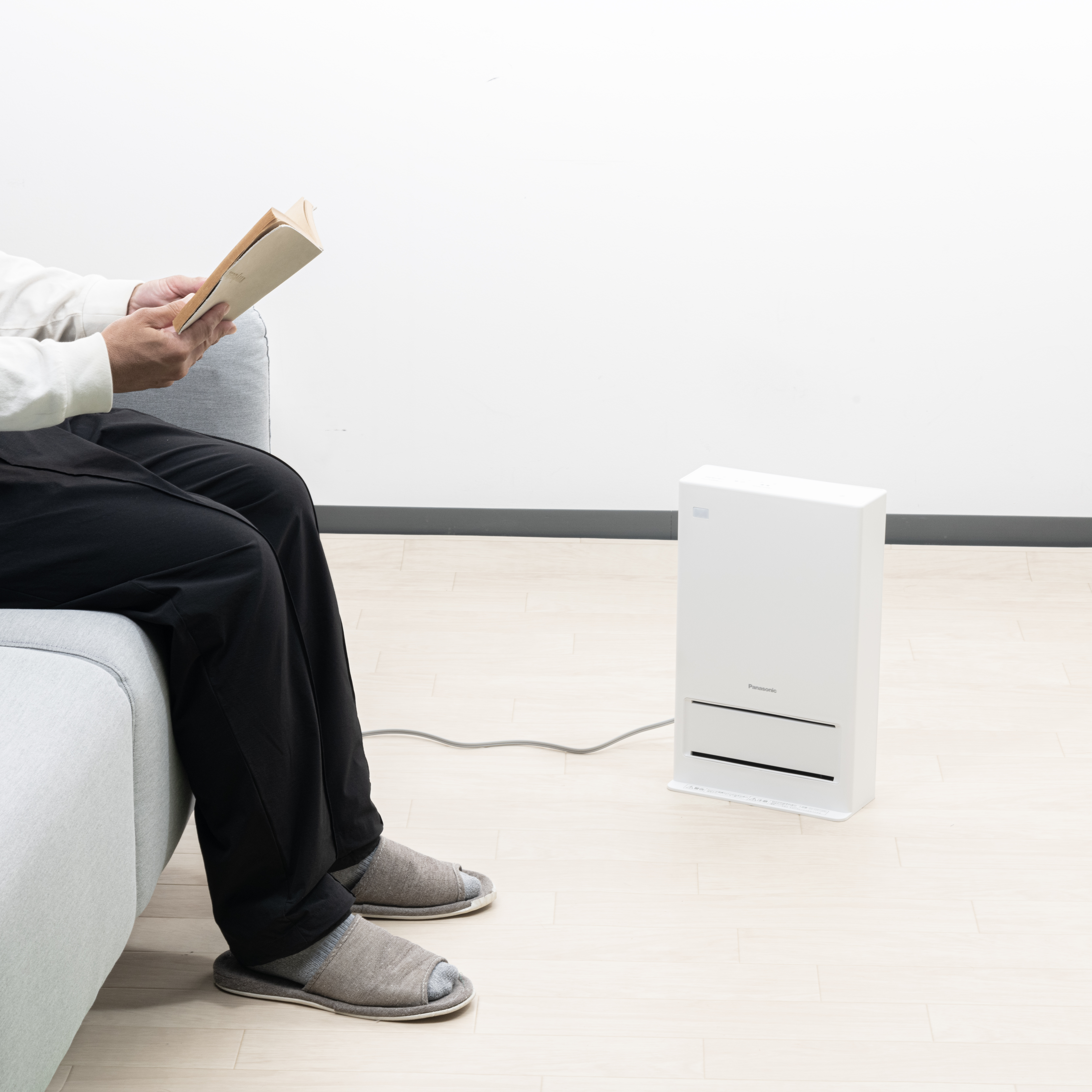 セラミックヒーター 扇風機 空気清浄 UML-046JR 羽なし タワーファン