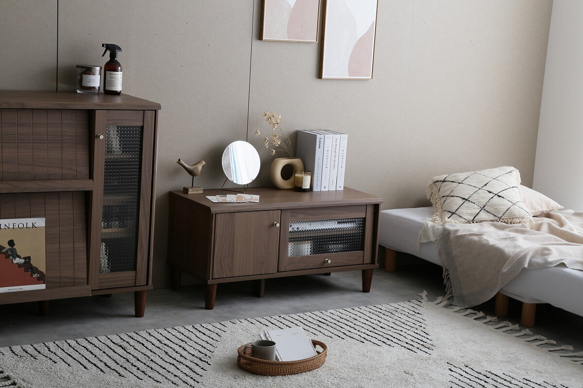 モダン木製ガラス扉付きテレビ台 | 洗練されたデザインと豊富な収納力