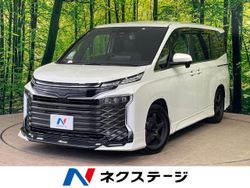 トヨタ ヴォクシー ホワイトパールクリスタルシャインの中古車一覧