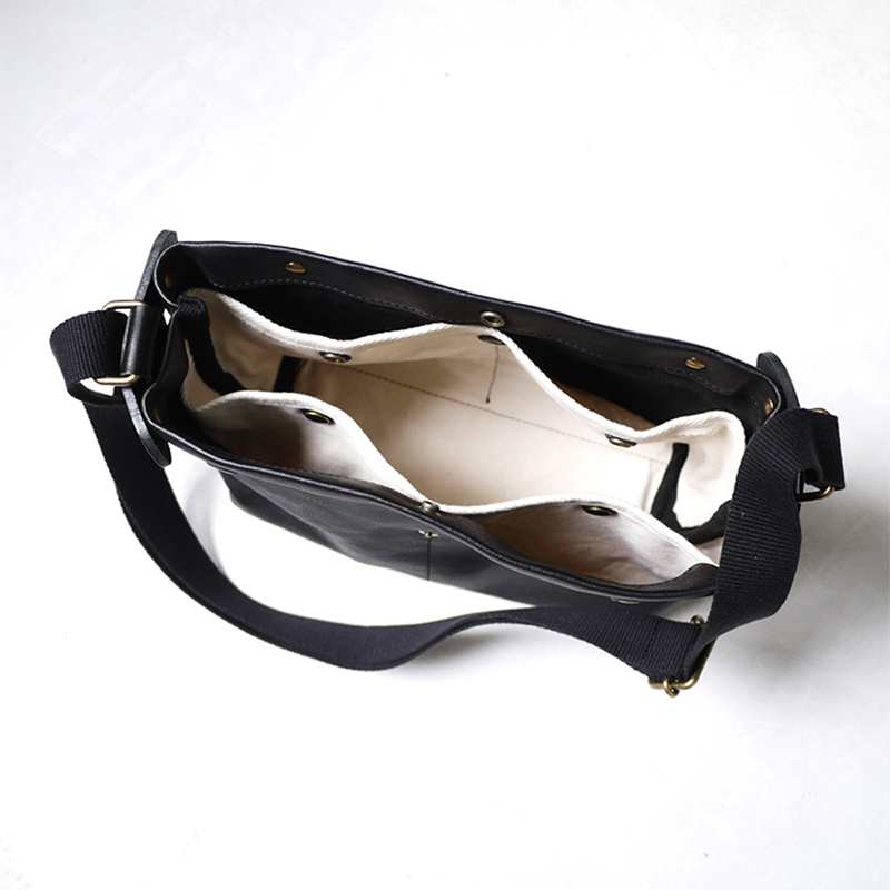 Suolo KID Leather Shoulder Bag