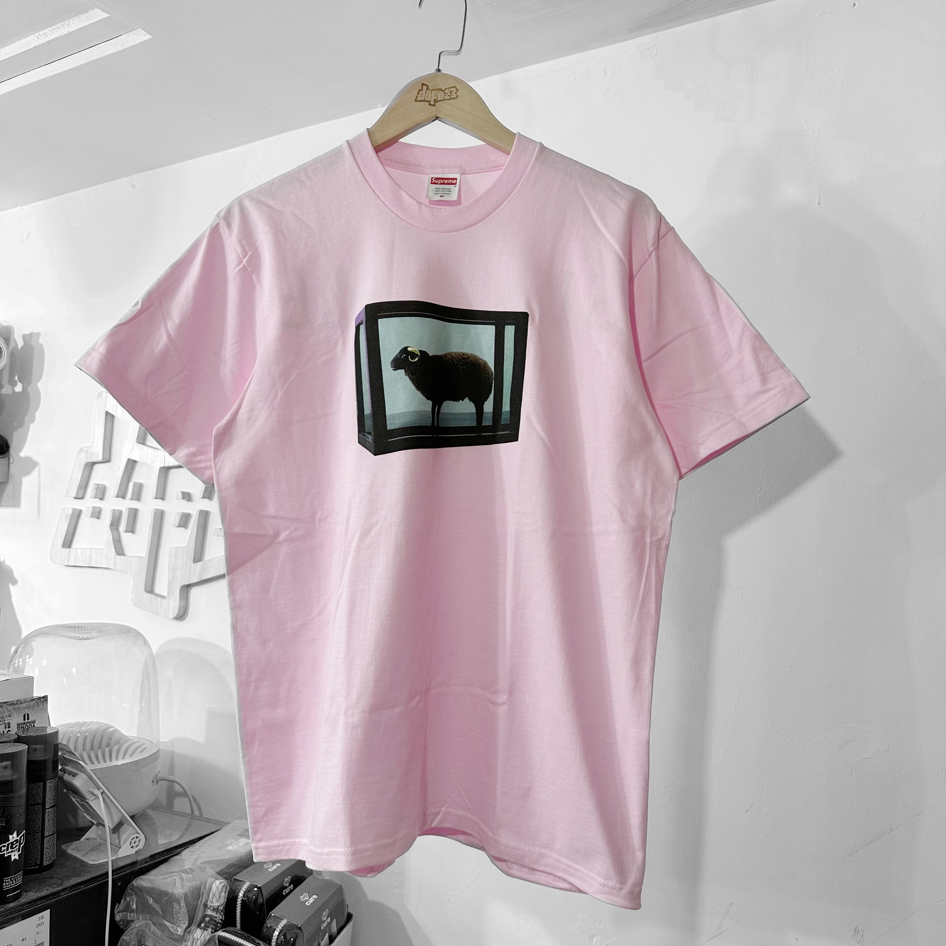 SUPREME x DAMIEN HIRST TEE LIGHT PINK