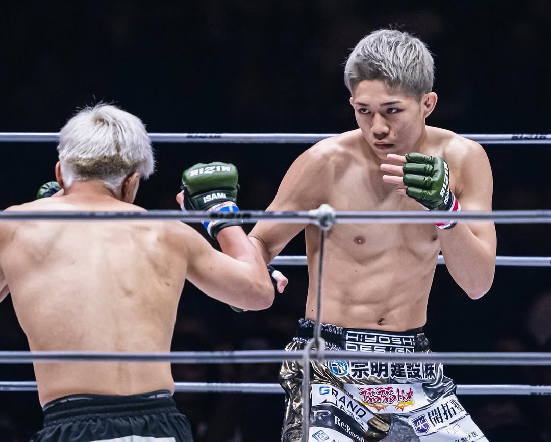 RIZIN 秋元強馬 選手 スクエアクッション 秋元強真 試合後インタビュー