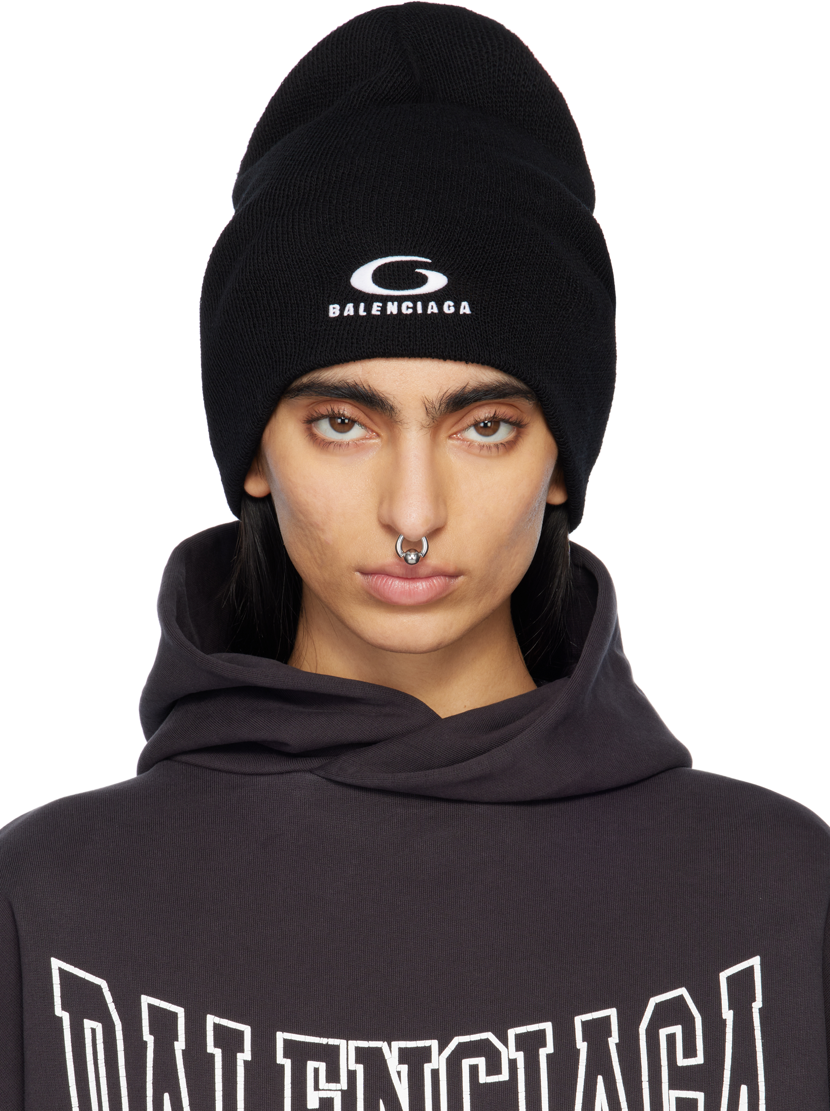 バレンシアガビーニーニット帽