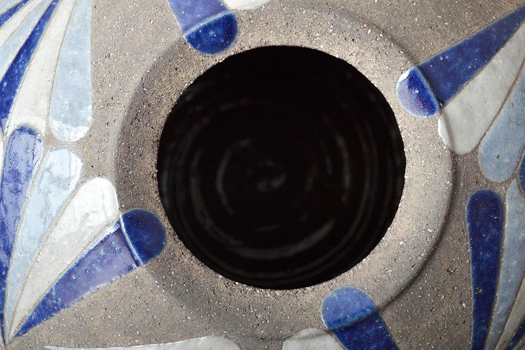 公式】アンティーク家具ラフジュ工房商品詳細ページ矢内斎 彩色壷 共箱