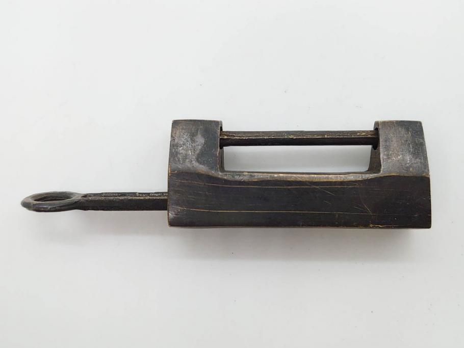 HG597] 古い蔵鍵 鍵 錠前 錠 蔵 中国 李朝 彫金 錠前 公式アンティーク家具