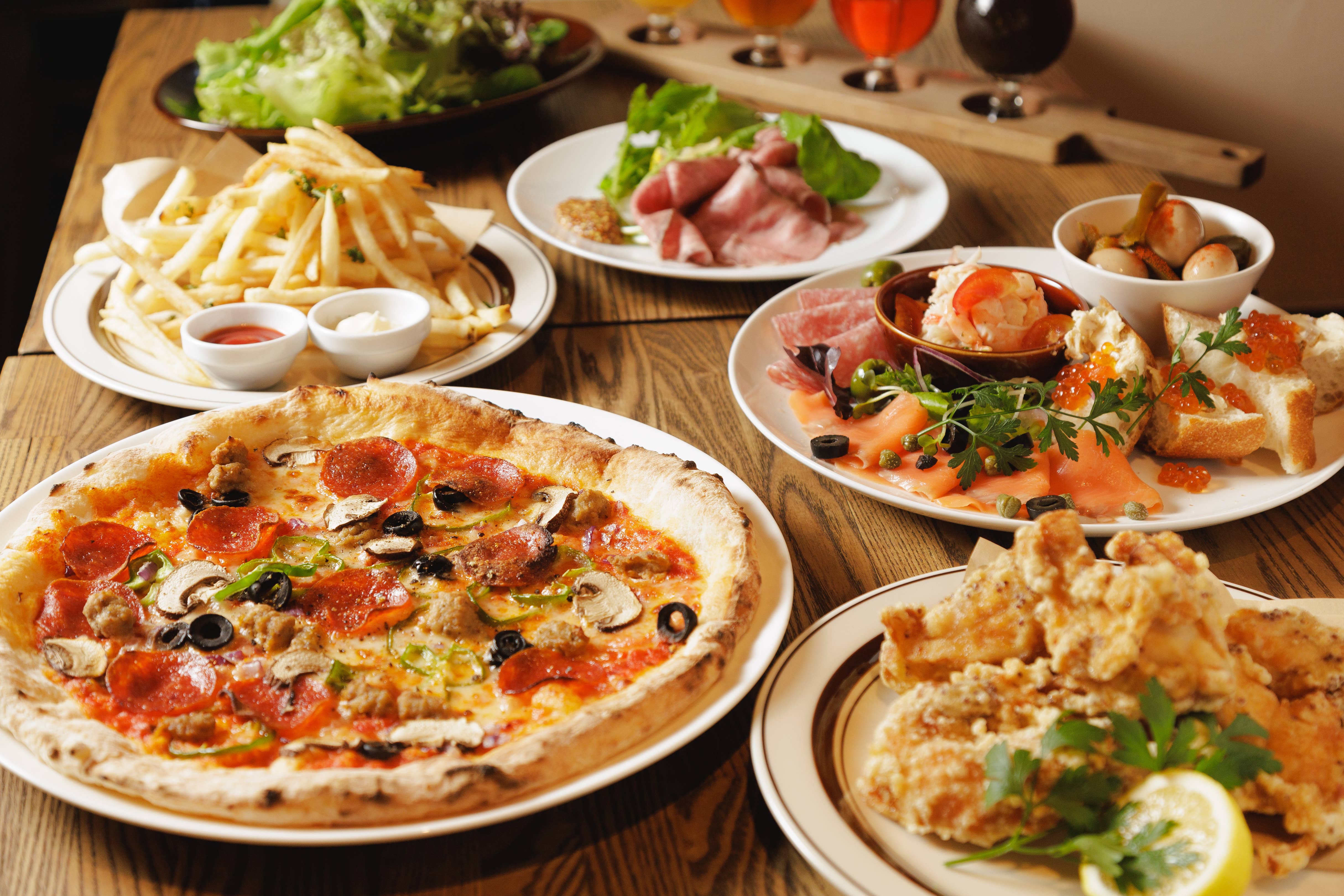 Beer Works KAMIKAZE -Fried Chicken & Pizza-（堀江・四ツ橋/居酒屋