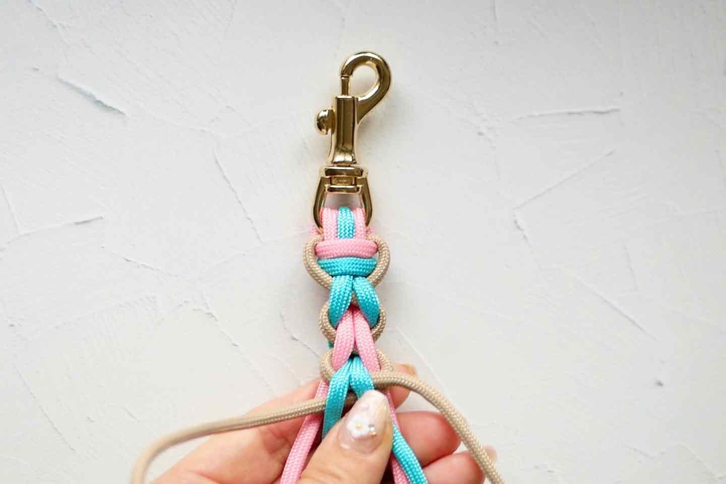 愛犬用カフェリード】パラコードでハート編み/ラブラブ編み。災害時や