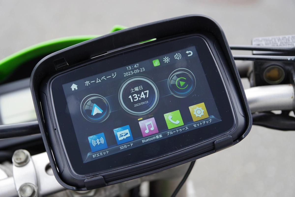 キジマ「スマートディスプレイ」登場！スマホを振動から守り操作も楽々