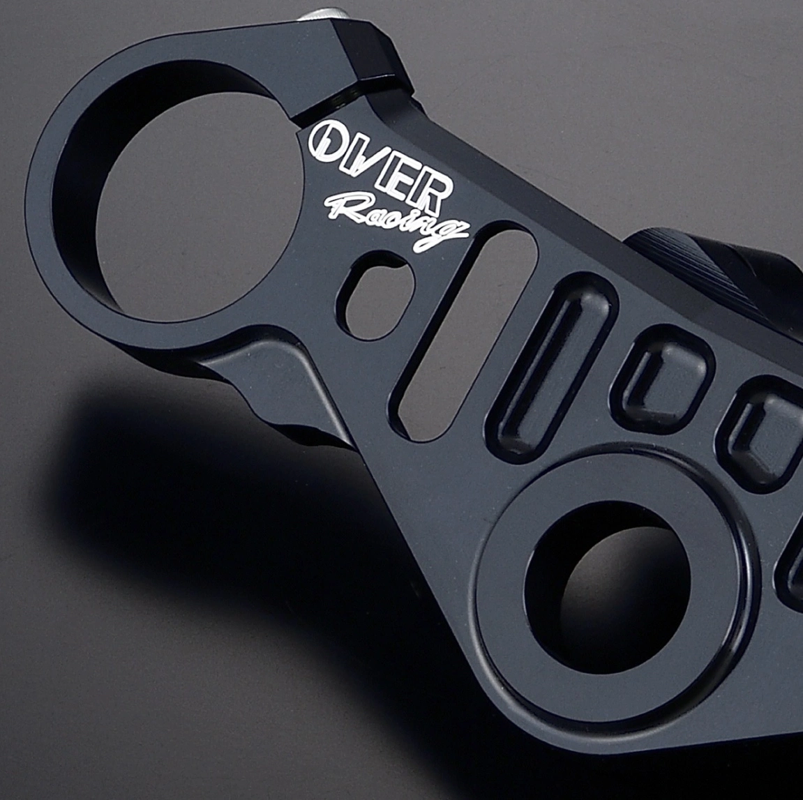 新製品】オーヴァーレーシングから、Ninja ZX-25R/4RR用トップブリッジ