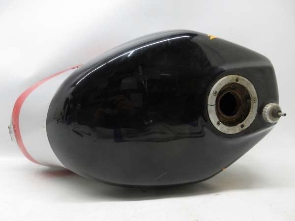 ウェビックガレージセール | VFR400R☆NC21☆ガソリンタンク☆03H29