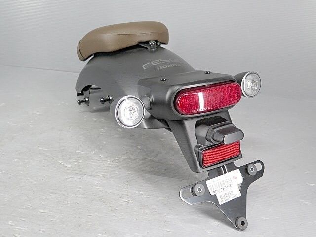 ホンダ レブル250純正 未使用 テールランプ 赤色 取り付け金具付き