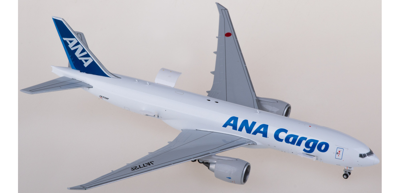 全日空商事 ANA 1/400 B777-200 JA713A