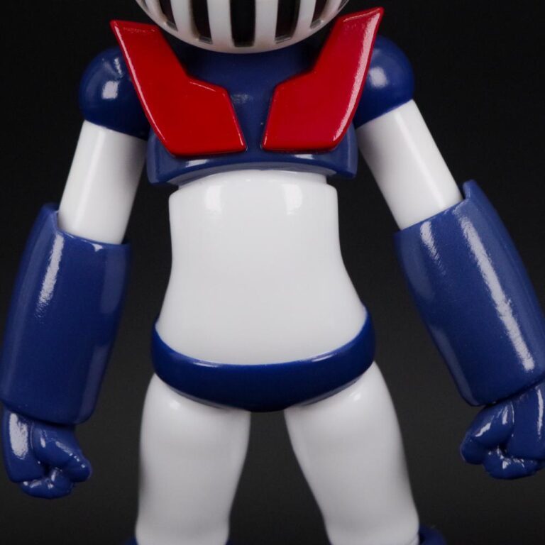 YASUYUKI KOBAYASHI × 墓場の画廊「萌えマジンガー」ソフビ 女性の