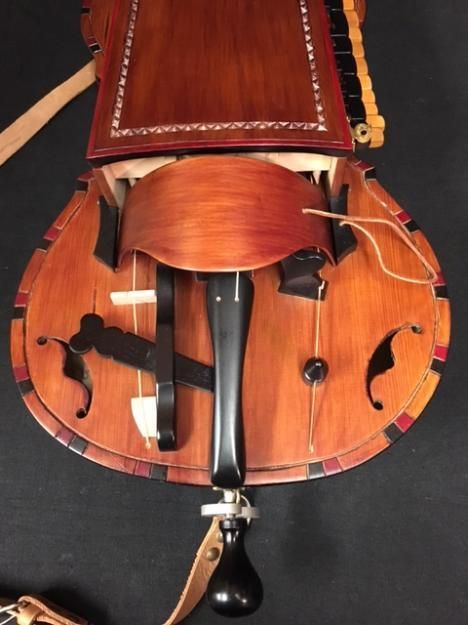 ハーディ・ガーディ hurdy gurdy ヨーロッパ 手作り古楽器 民族楽器