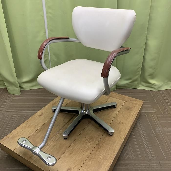 タカラベルモント美容院セット椅子一脚 スタイリングチェア | タカラ