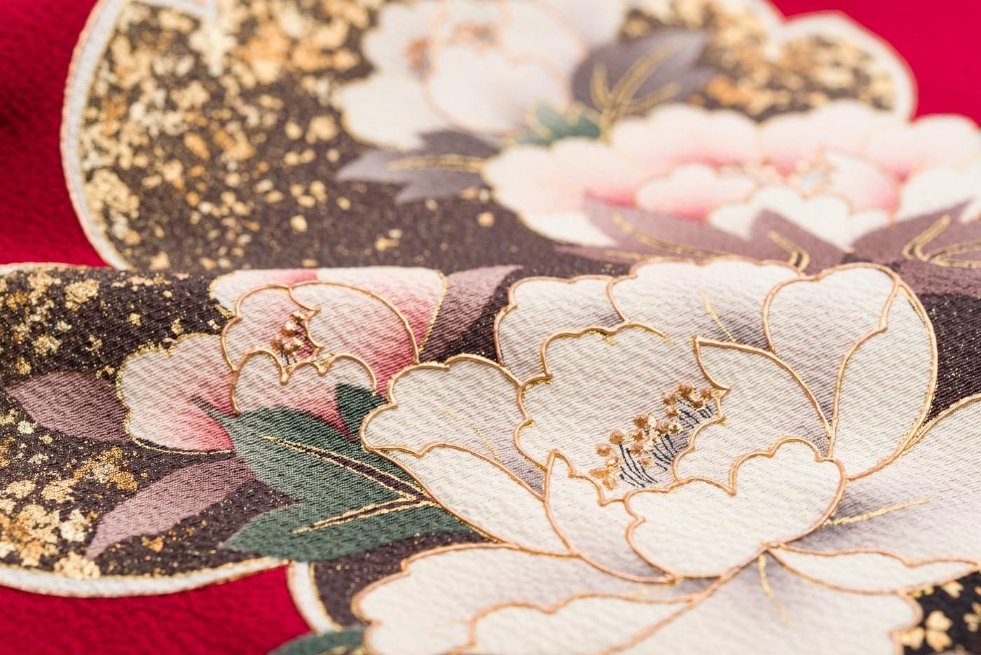 振袖 牡丹と桜 裄長 - からん::アンティーク着物・リサイクル着物の