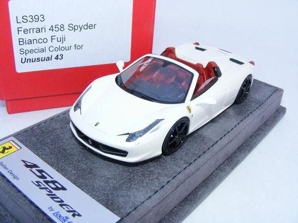 1/43 Ferrari 458 Spyder Fuji White On Alcantara Base - 【MR BBR