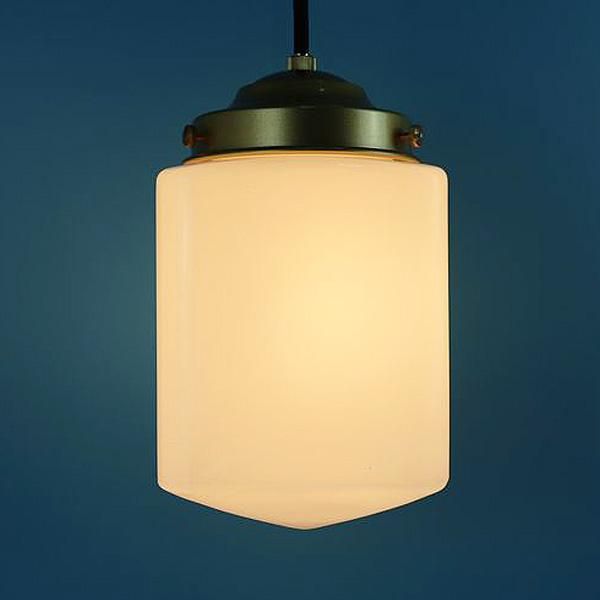 No4174 手吹き 九州明治びいどろ 乳白赤縁ガラス ランプシェード 送料