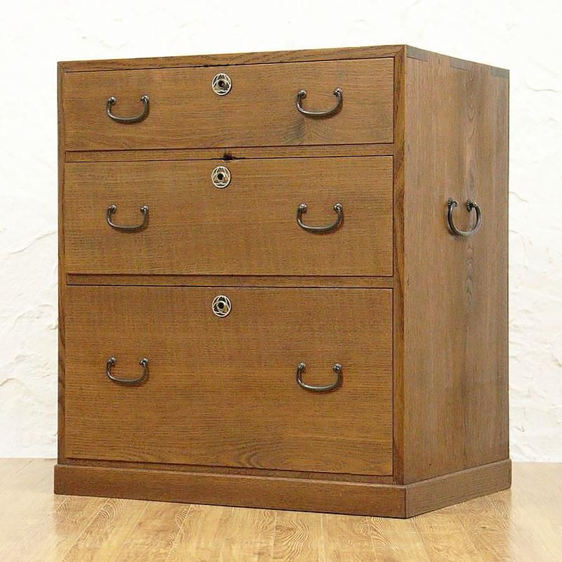 昭和初期の桑材小箪笥｜木の温もりと美しい木目｜鍵穴跡あり