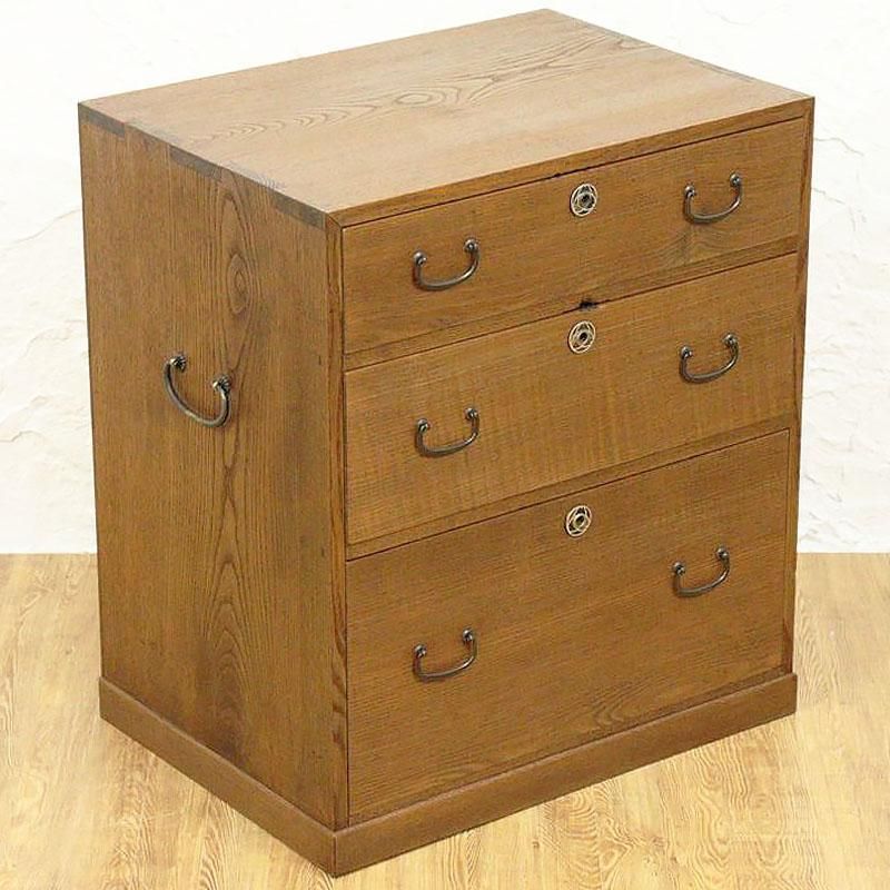 昭和初期の桑材小箪笥｜木の温もりと美しい木目｜鍵穴跡あり