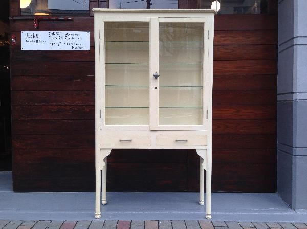 白ドクターキャビネット｜幅93.5奥行37高さ159.5｜アンティークな