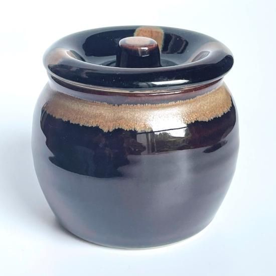 美濃焼 蓋付き壺（箱無しの特別価格）