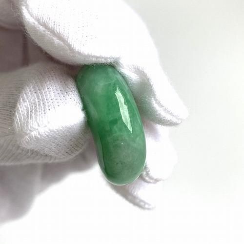 糸魚川翡翠(金山谷産) SA 勾玉 】 国産 糸魚川翡翠 ろうかん ひすい