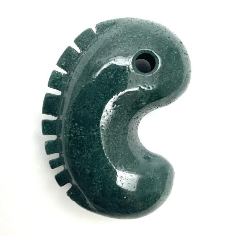 出雲石／碧玉 勾玉 大 AA 獣型 】 | めのうの店川島【公式通販】創業